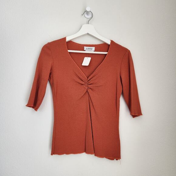 Vintage A. Byer Stretchy Orange Short Sleeve V-Neck Sparkly Top - Picture 2 of 10